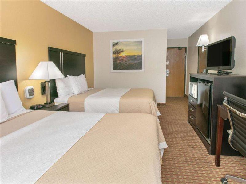Days By Wyndham Ny Motel 2*