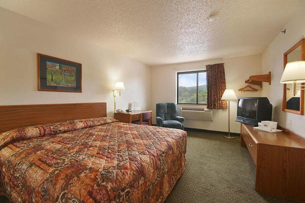 Days By Wyndham Ny 2*