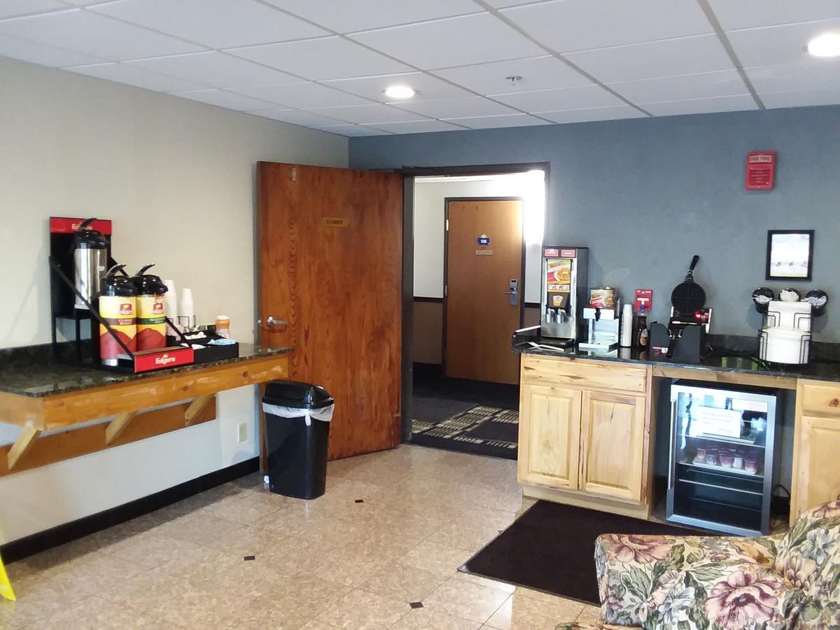Days By Wyndham Ny Motel Hornell